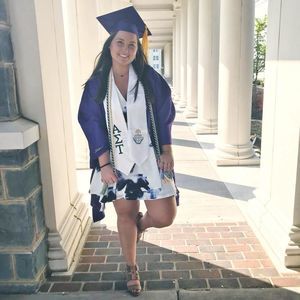 Meet your Posher, Emily